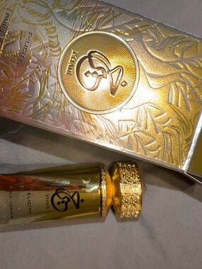 Khair Felicity Perfume - KA Silk Santal Inspired